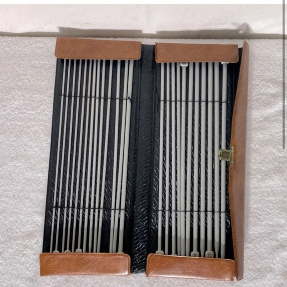 Vintage Brown Faux Leather Knitting Needles Case With Knitting Needles - Picture 2 of 14